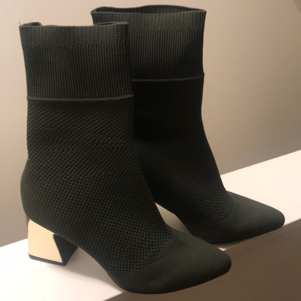 Forever 21 Green Booties